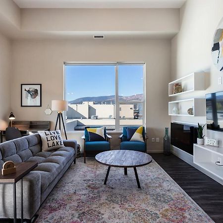 קלונה Corner Nest - Luxury Brand New Top Floor 2Bedroom Condo מראה חיצוני תמונה