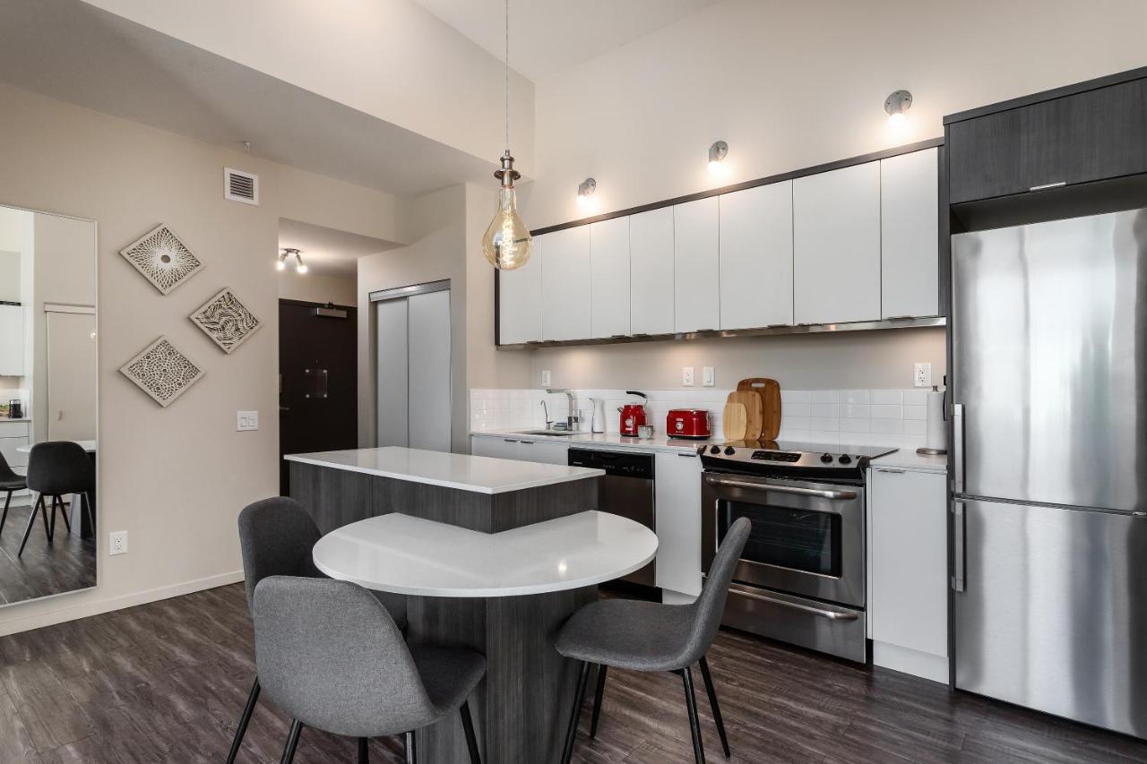 קלונה Corner Nest - Luxury Brand New Top Floor 2Bedroom Condo מראה חיצוני תמונה